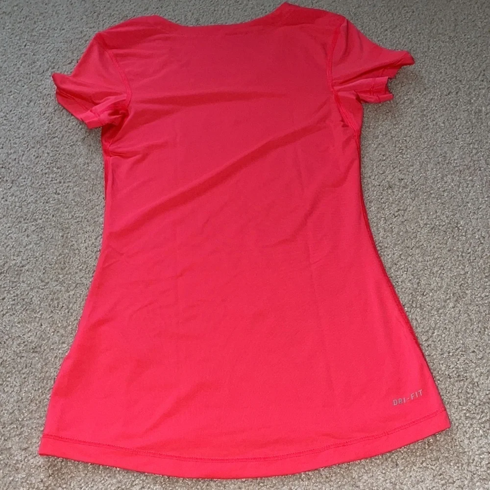 Women’s Nike Pro Shirt
